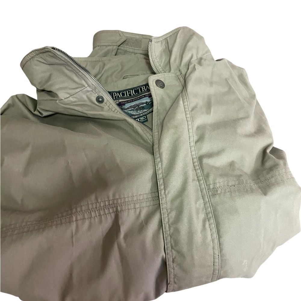 Pacific Trail by London Fog Men's Lined  Tan jacket snaps and zips 4X like new